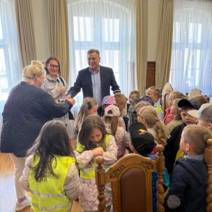 PRZEDSZKOLAKI W URZĘDZIE