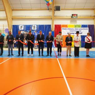 HALA SPORTOWA PRZY SP 1 W CZŁUCHOWIE – OFICJALNIE OTWARTA