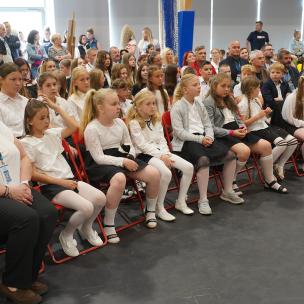 HALA SPORTOWA PRZY SP 1 W CZŁUCHOWIE – OFICJALNIE OTWARTA