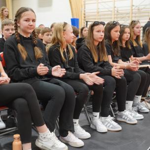 HALA SPORTOWA PRZY SP 1 W CZŁUCHOWIE – OFICJALNIE OTWARTA