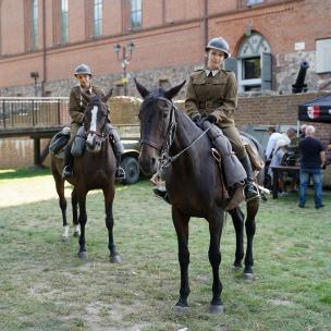 ZAMKOWY PIKNIK HISTORYCZNY PEŁEN ATRAKCJI