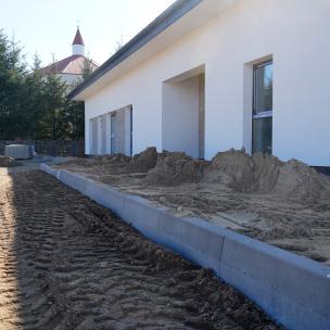 TRWA BUDOWA CENTRUM OPIEKUŃCZO–MIESZKALNEGO
